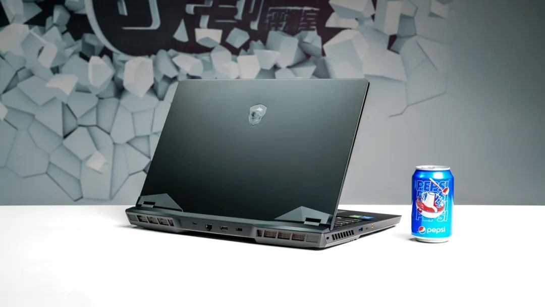 微星冲锋坦克pro gp76 hx 12uhs-228cn这台电脑实测表现如何?