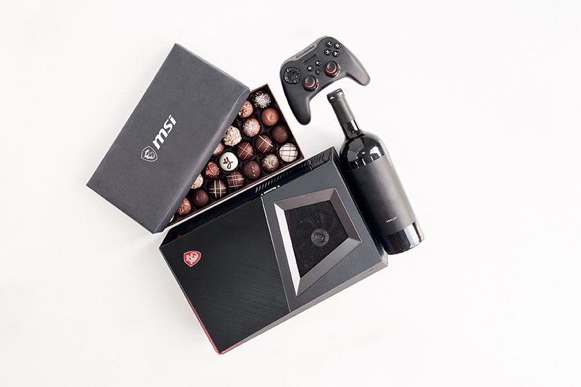 Trident - Matte Black