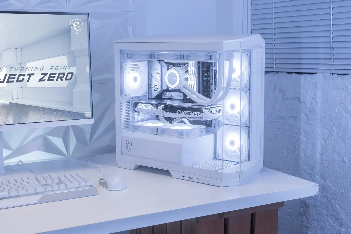 WHITE PC BUILD