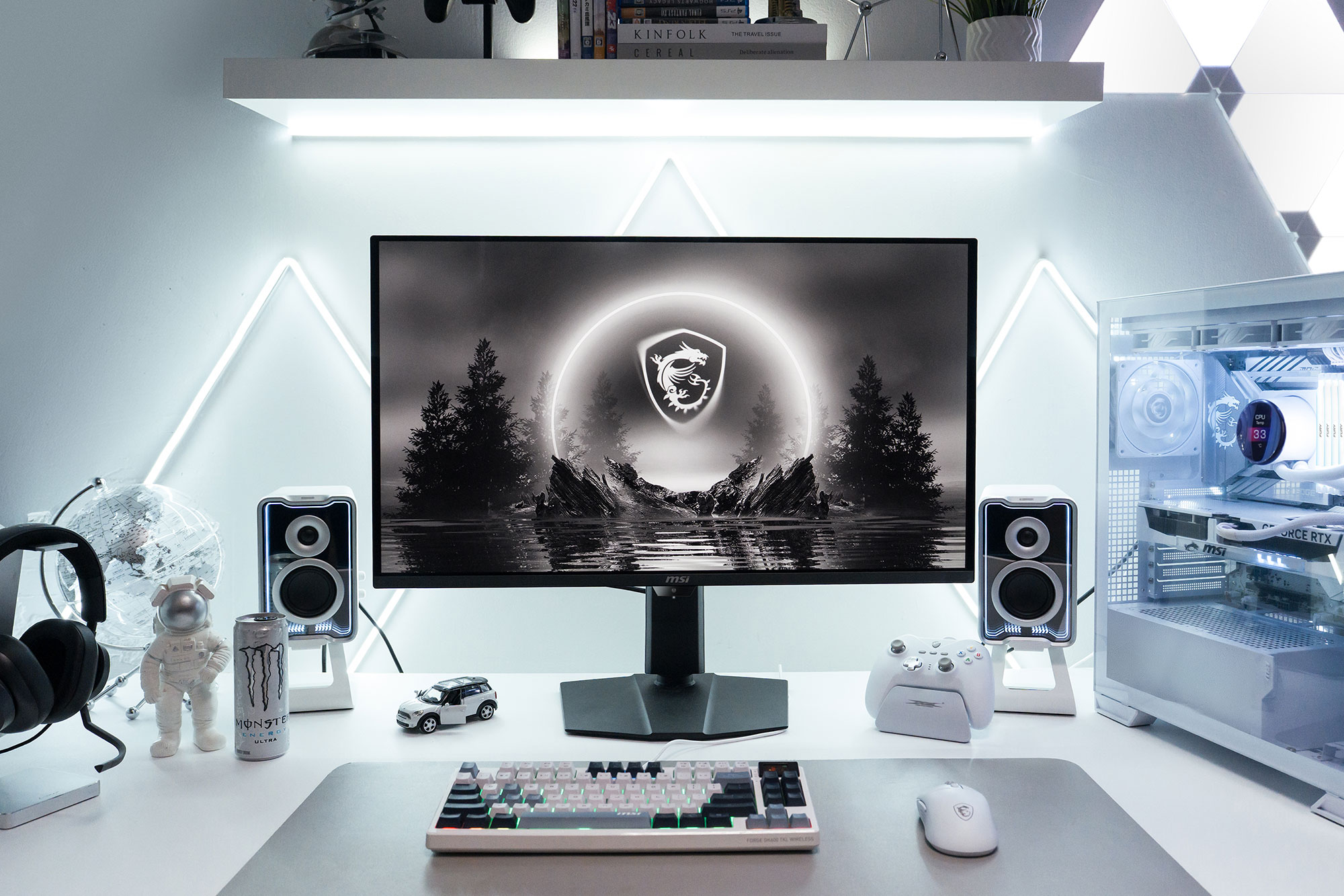 MSI QD-OLED monitor gallery photo 5