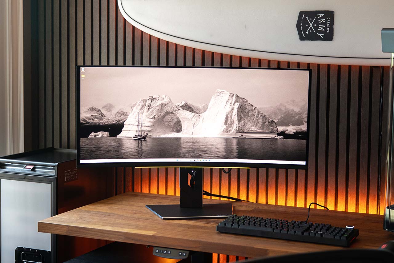 CyberLounge 2077 PC setup by TechSource — photo 8