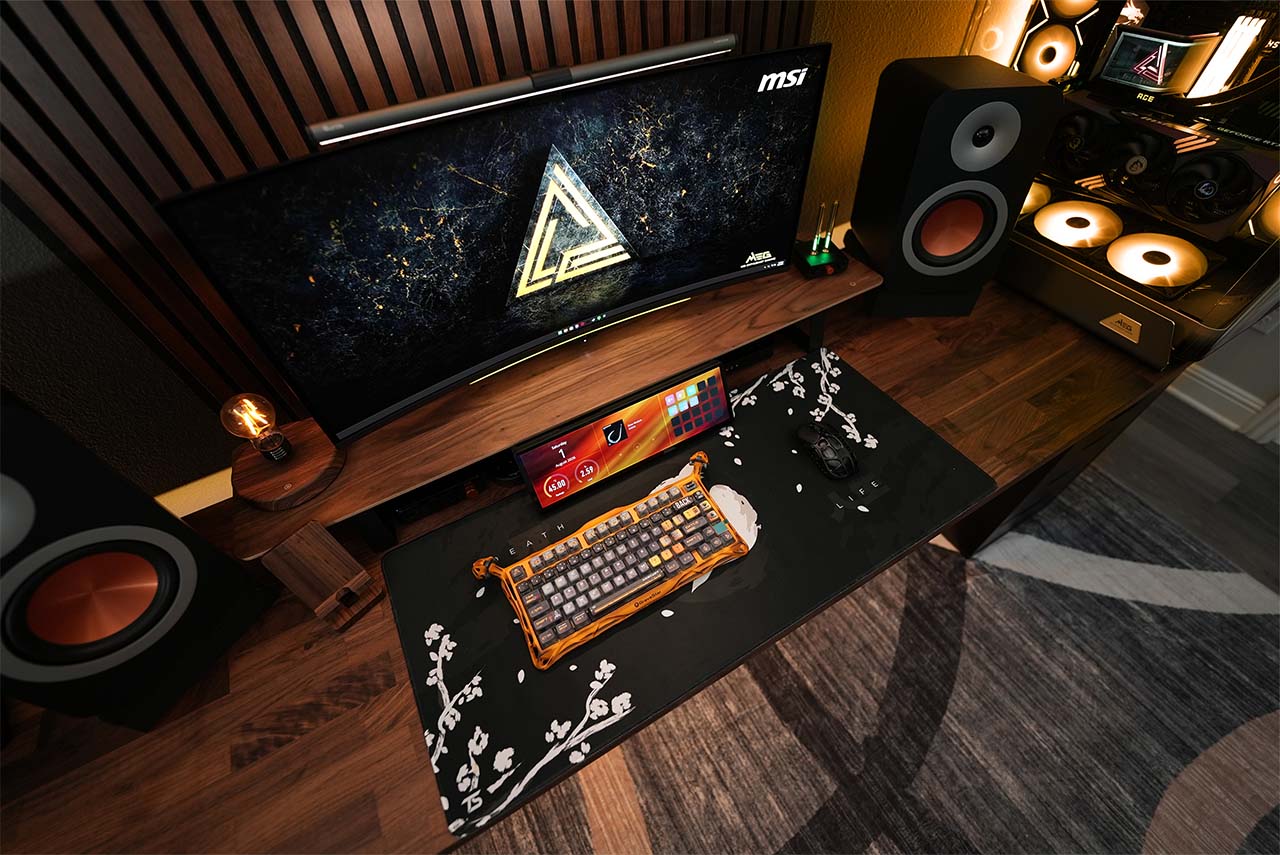 CyberLounge 2077 PC setup by TechSource — photo 7