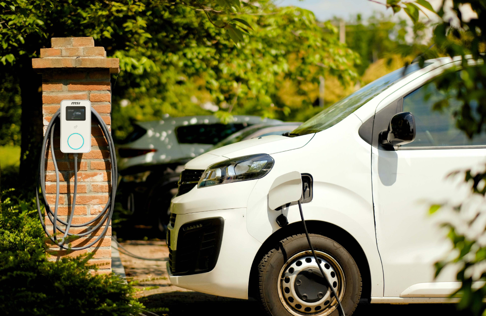 Chargeur pour véhicules électriques