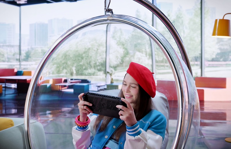 MSI Claw 7 AI+: Big Performance in a Compact Handheld