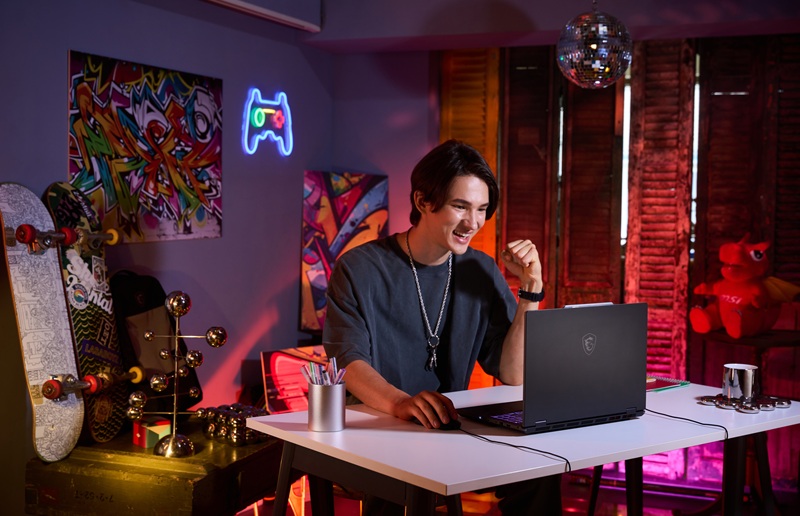 GeForce RTX™ 5060 vs GeForce RTX™ 4070 Laptop GPU: Surprising Benchmark Results