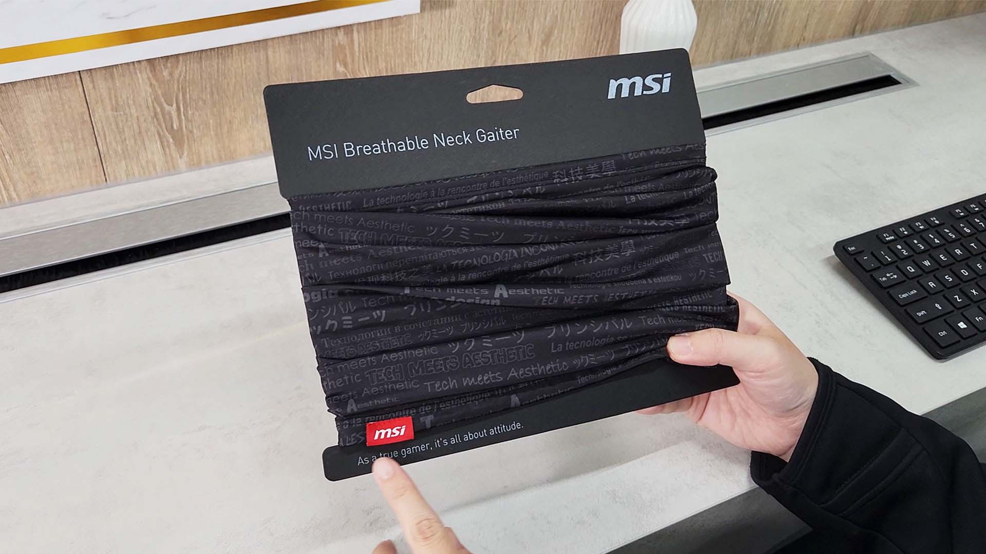 breathable neck gaiter