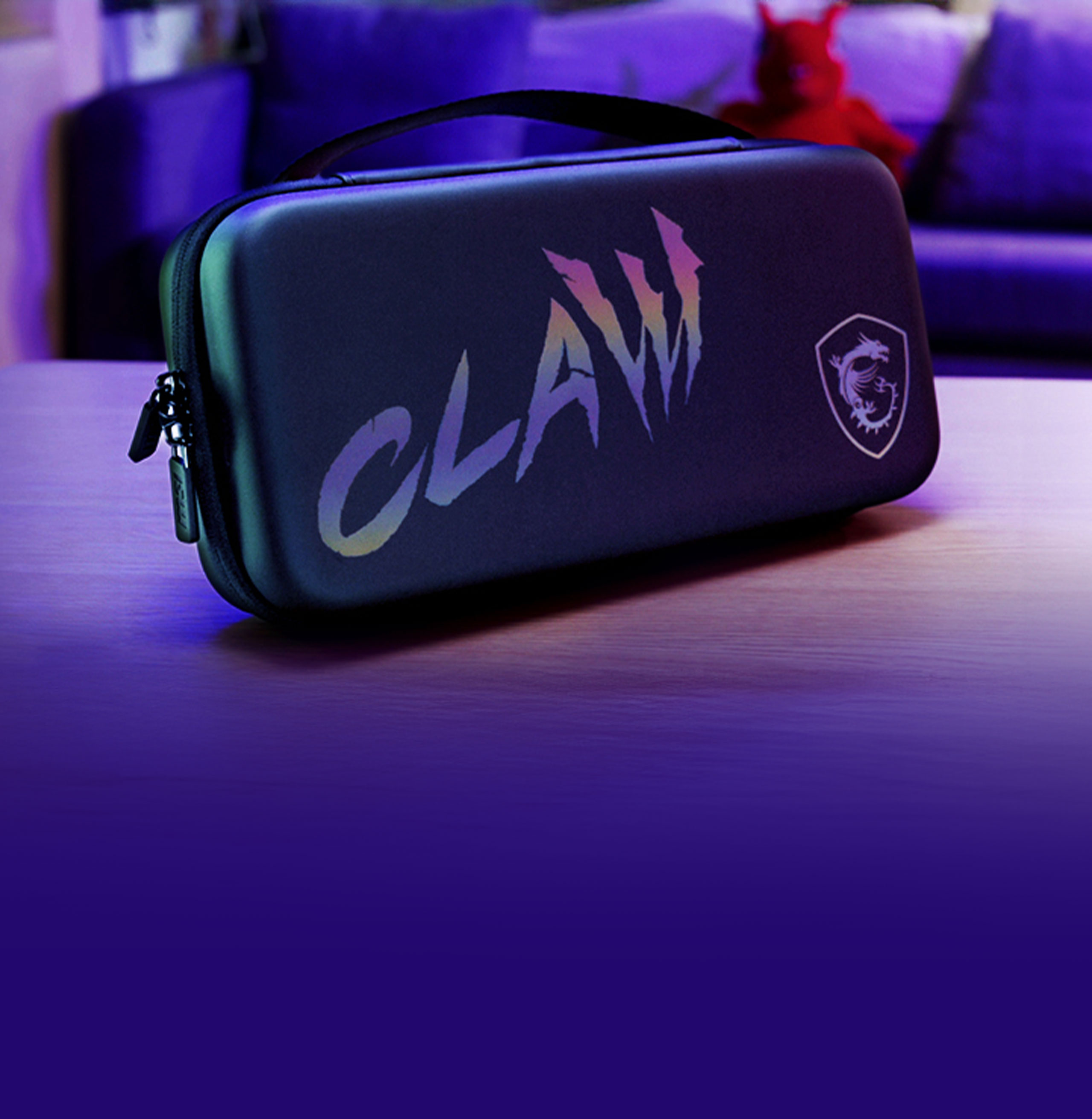 Claw Travel Case II - Premium On-the-go Protection.