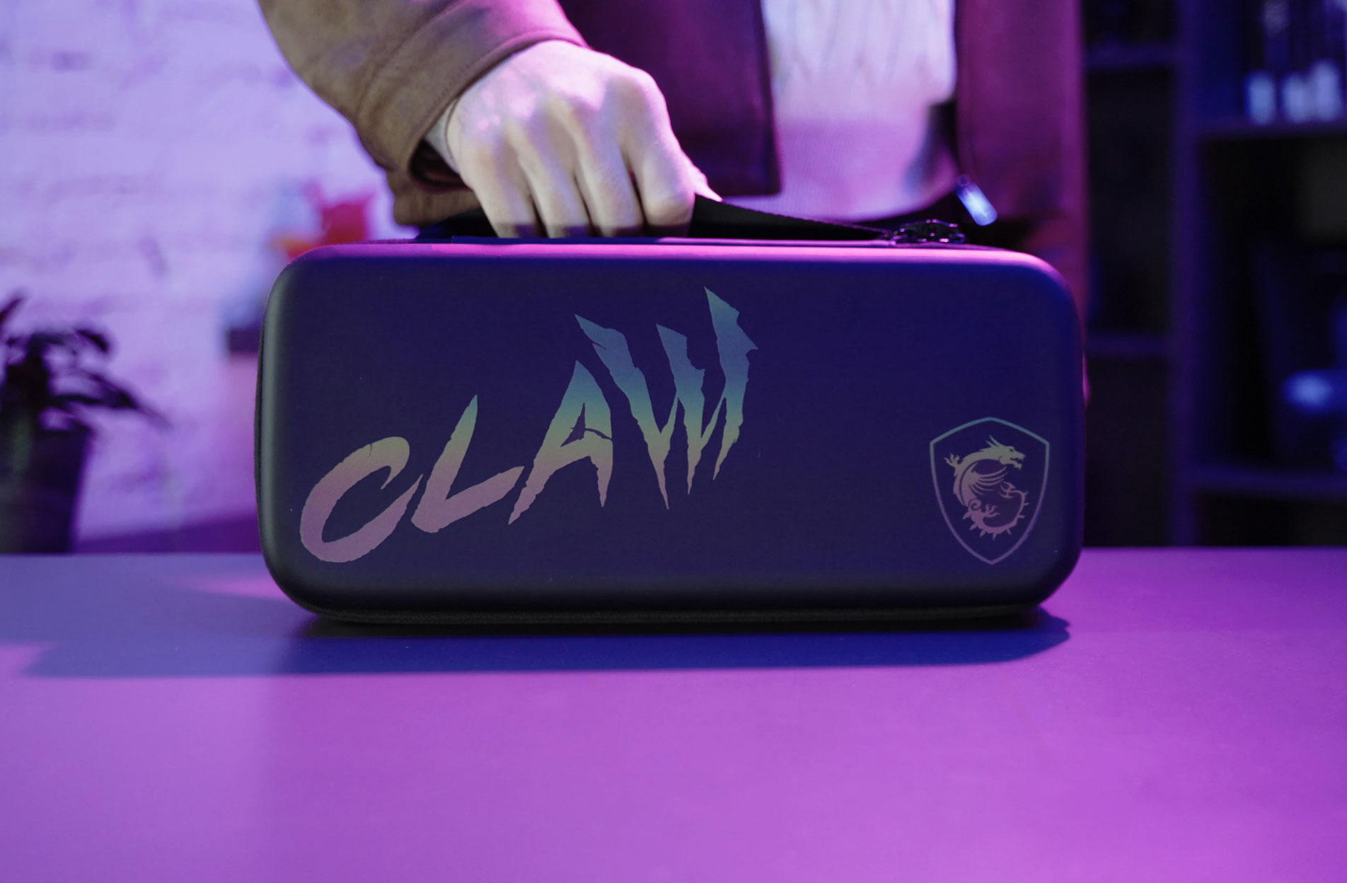 MSI Claw Travel Case III - Scenario photo