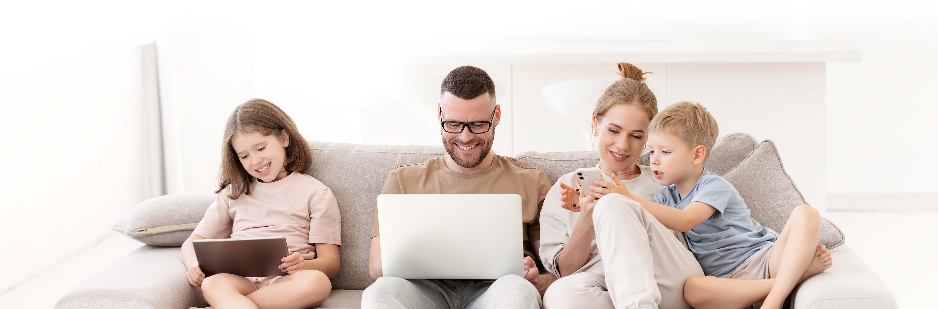 Roamii, follow your pace - FortiSecun