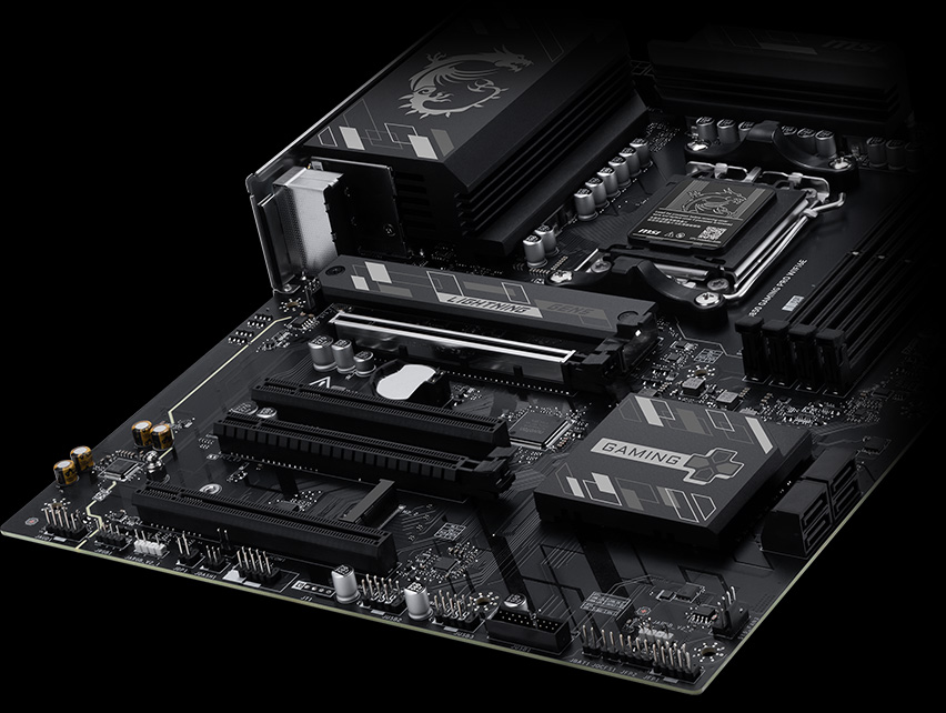 Lightning Gen 5 M.2 插槽