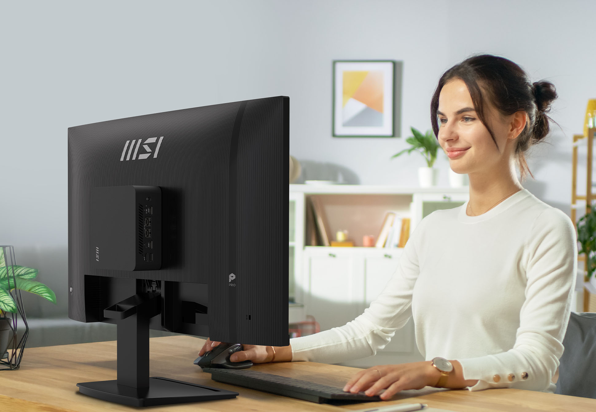 PRO MP273Q E7 with MSI Mini PC