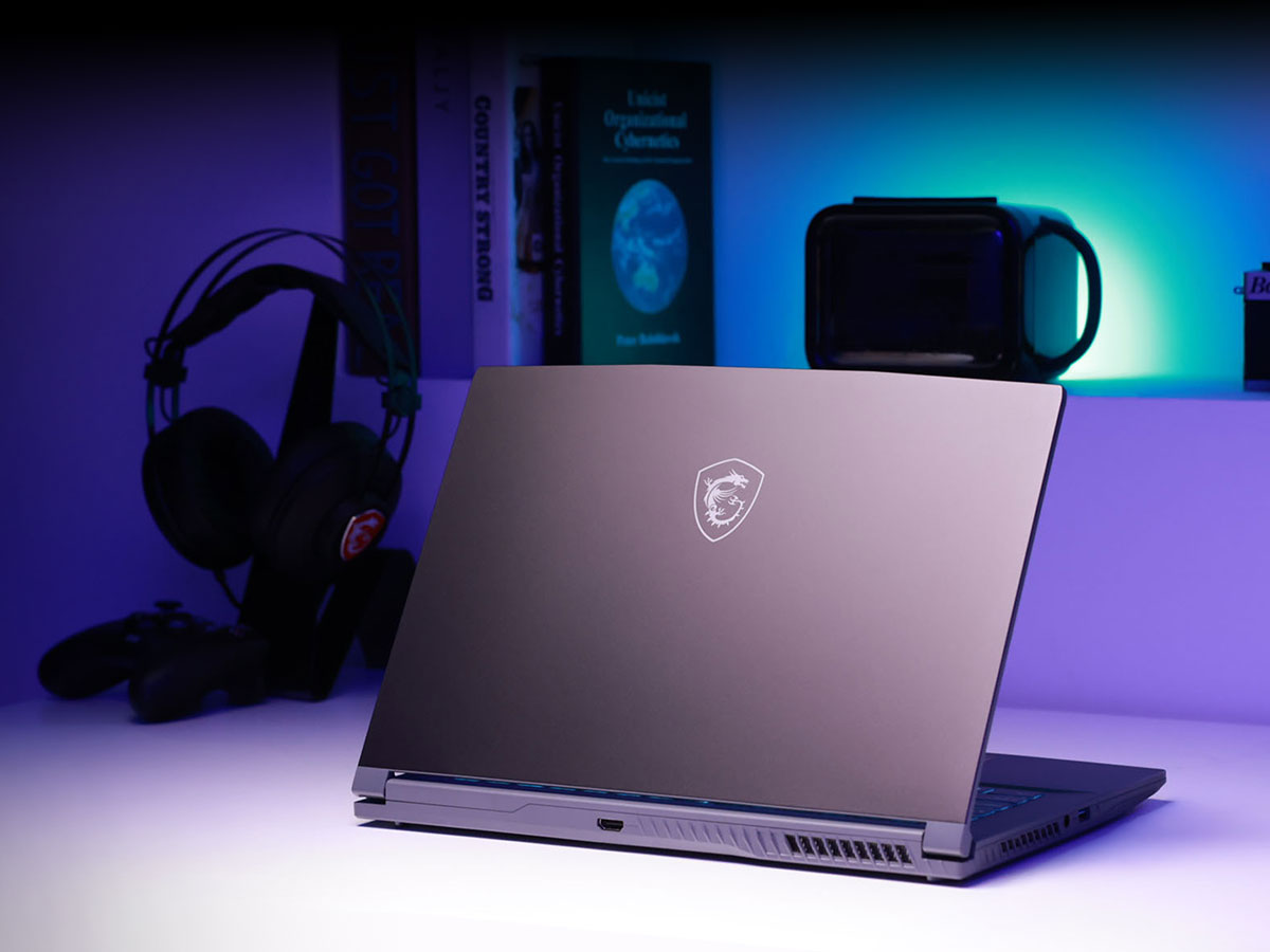 【美品】MSI ゲーミングノートPC【使用半年】 MSI ゲーミングノートPC THIN-15-B2RVE-6959JP THIN-15-B2RVE