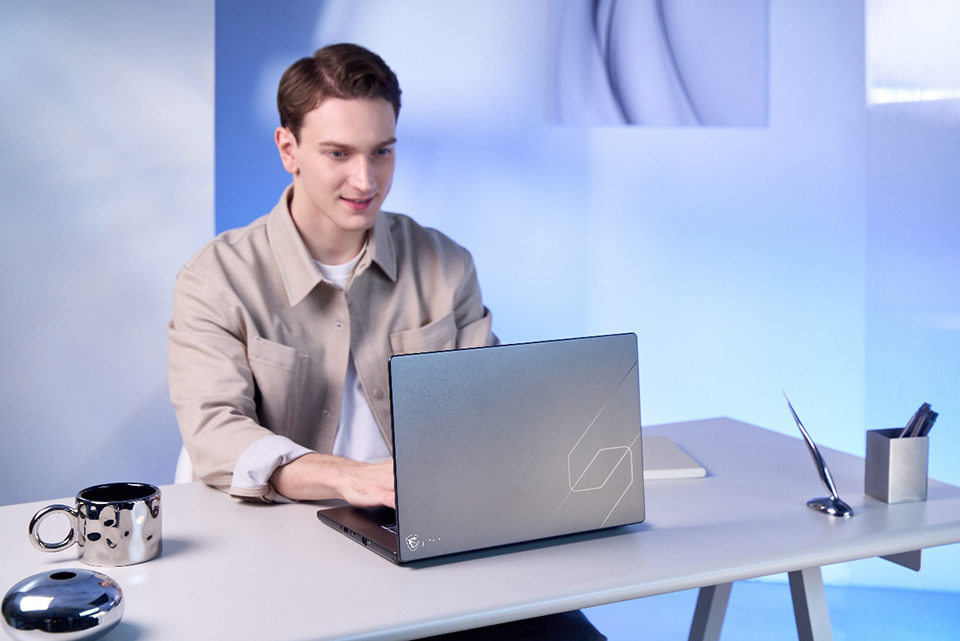 Stealth 16 AI+ combines ultra-thin portability with high-end gaming performance in a refined design.