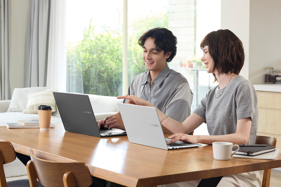 The MSI Modern Series is designed for students who need a lightweight laptop for classes, study sessions, and everyday productivity.