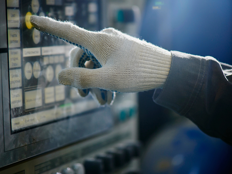 MSI MS-1A91 Industrial Panel PC Enables Real-Time Press-Fit Monitoring for a European Automotive Mea