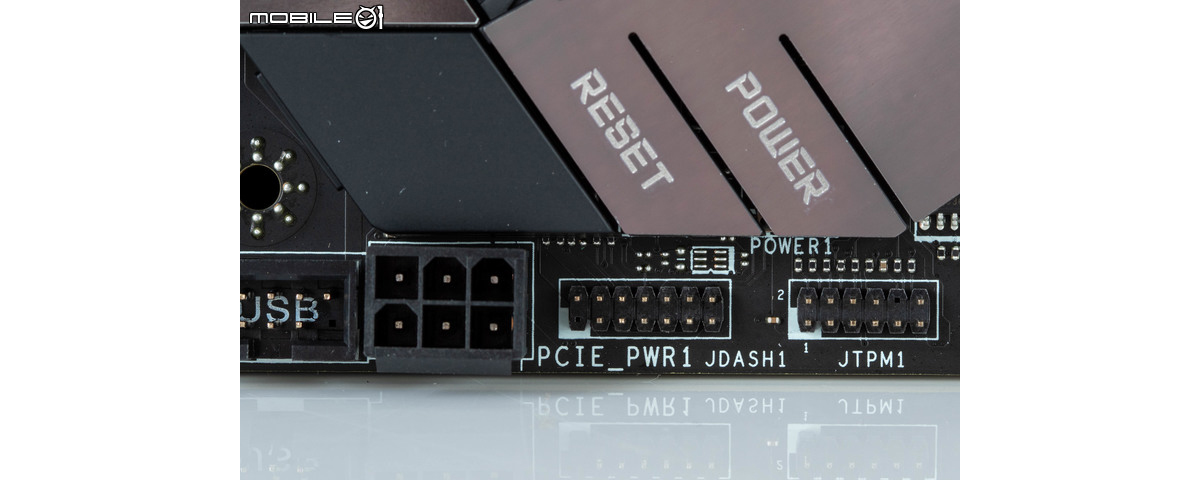 MSI MEG Z590 GodLike 主機板