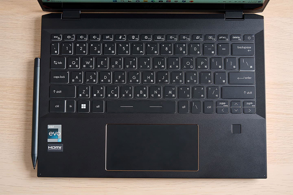 MSI Summit E13 Flip Evo